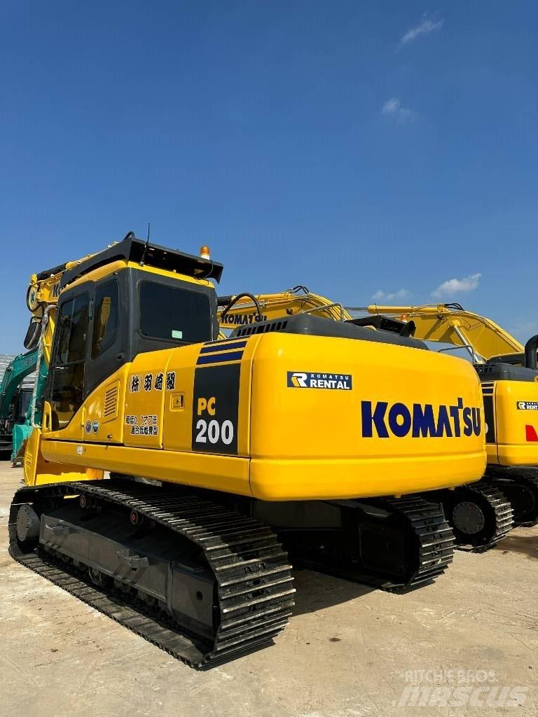 Komatsu PC200-7 Bagri goseničarji