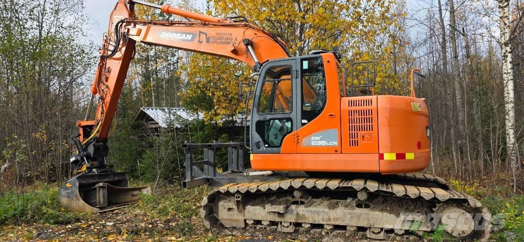 Doosan DX 235 LCR Bagri goseničarji