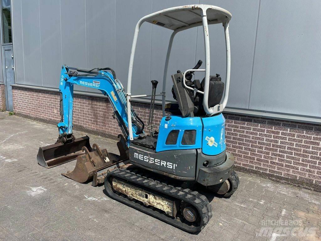 Messersi M-16U Mini bagri <7t