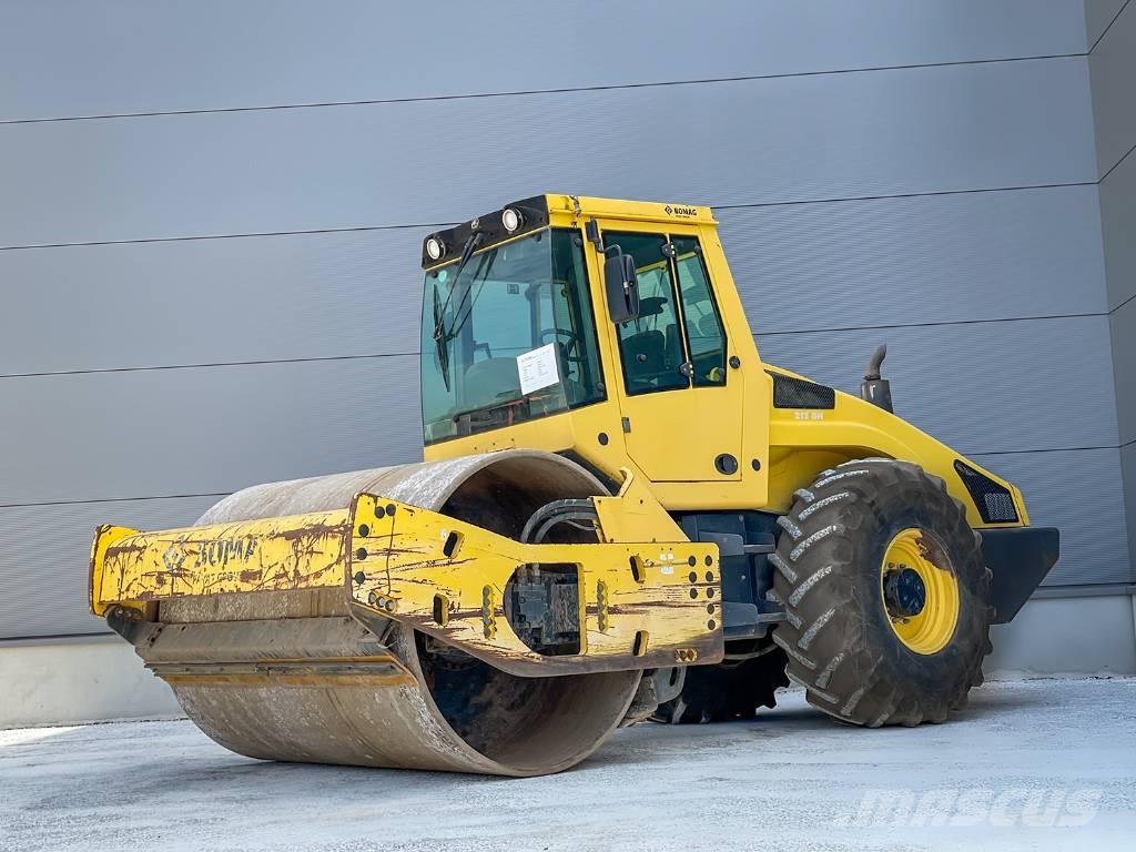 Bomag BW 213 DH-4 Enojni valjarji