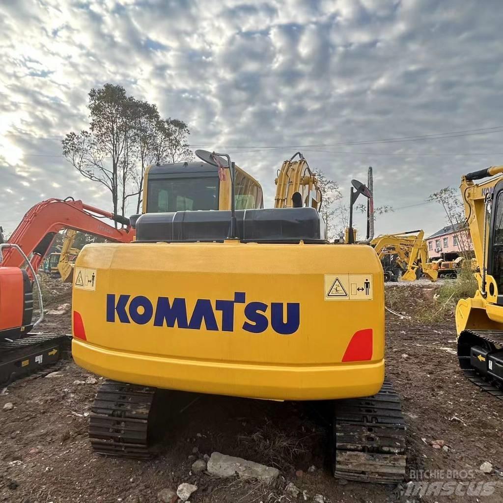 Komatsu PC 110 Midi bagri 7t – 12t