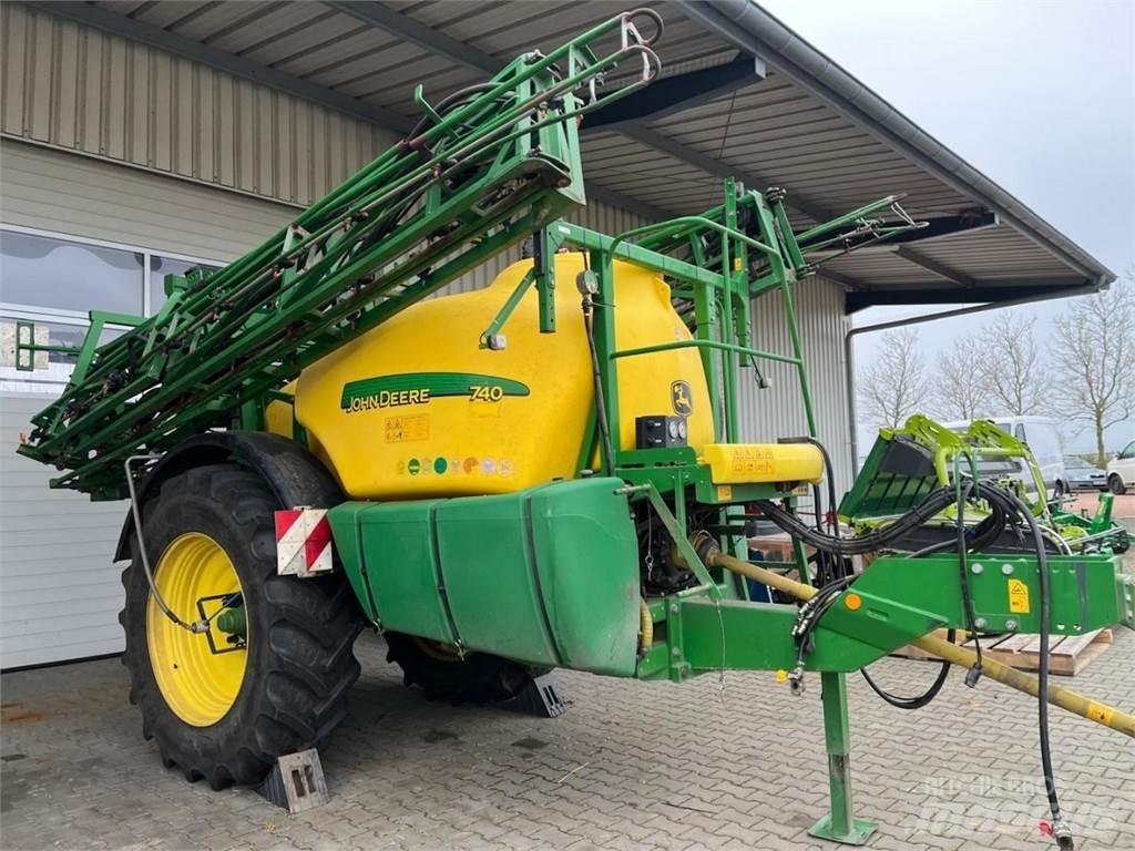 John Deere 740 Vlečne škropilnice
