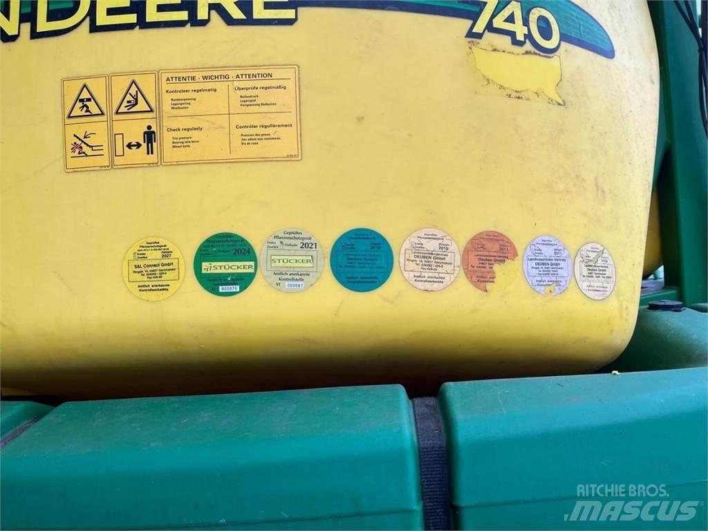 John Deere 740 Vlečne škropilnice