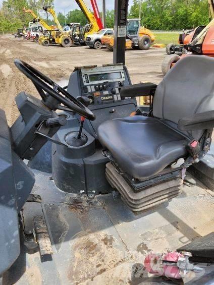 DEERE 310 L Rovokopači