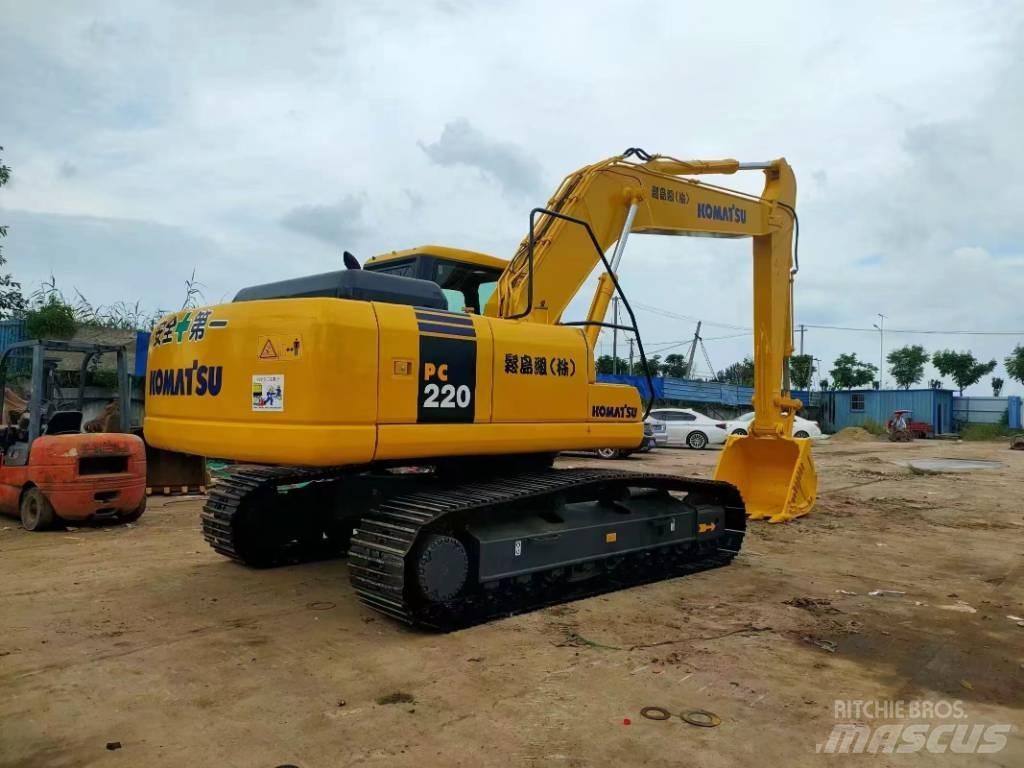 Komatsu PC 220 Bagri goseničarji