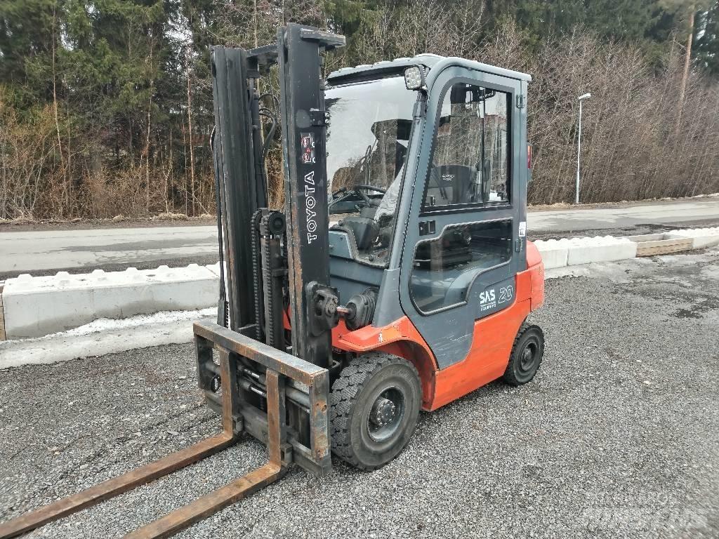 Toyota 7FGF20 Plinski viličarji