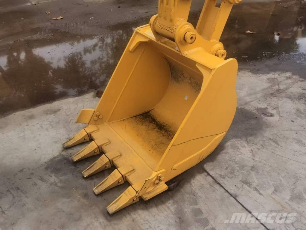 Komatsu PC 55 MR Bagri goseničarji