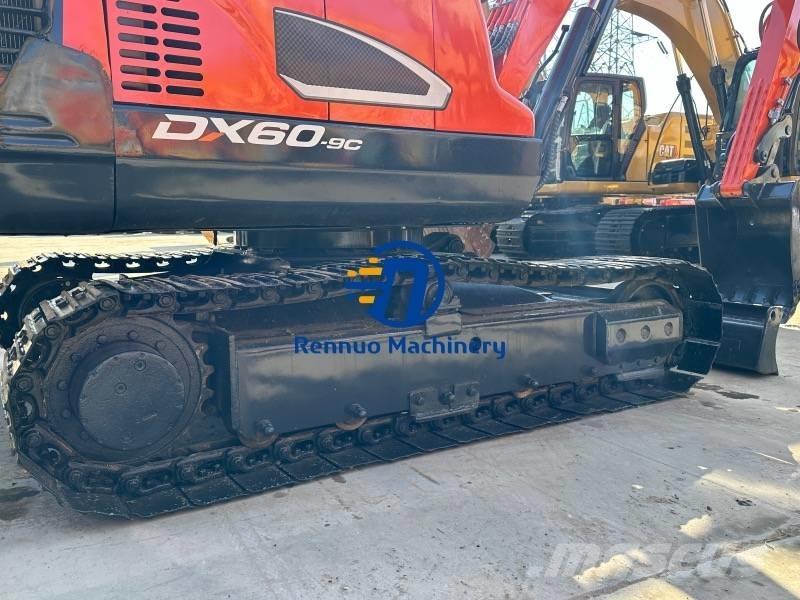 Doosan DX 60 Mini bagri <7t
