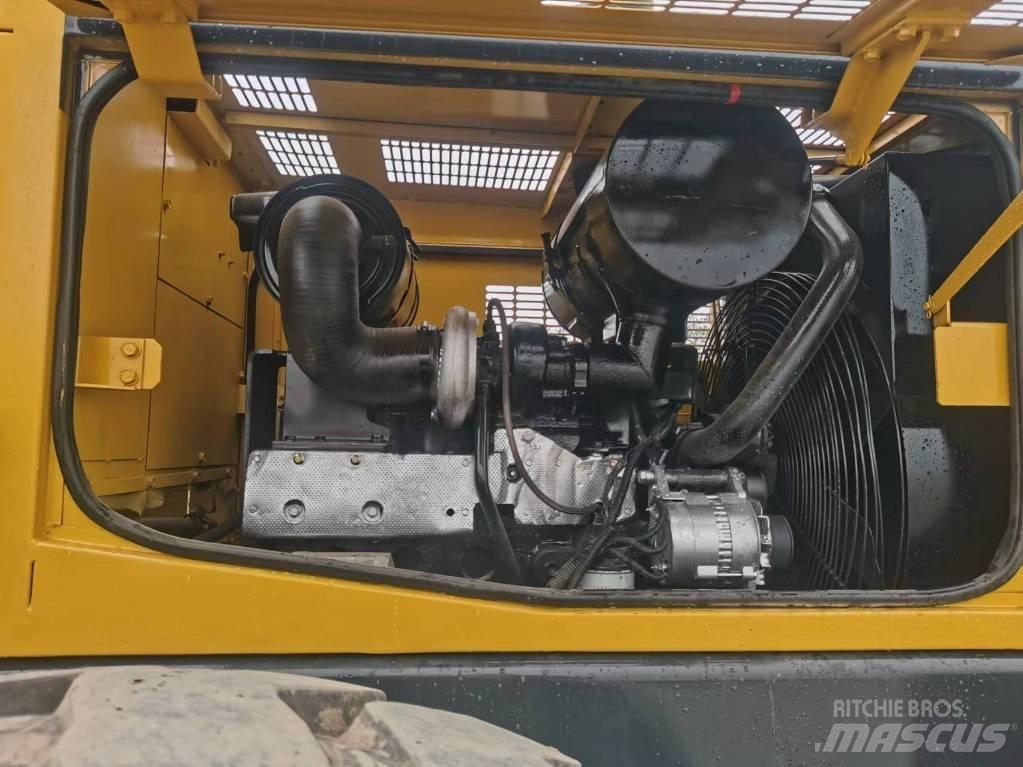 Komatsu WA 360-3 Kolesni nakladalci