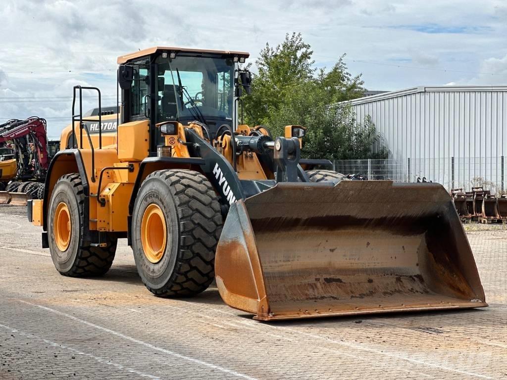 Hyundai HL 970 A 4x4 Kolesni nakladalci