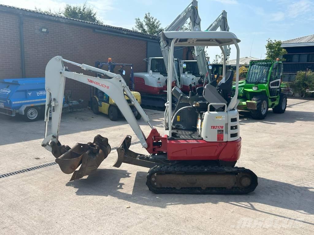 Takeuchi TB 217 R Mini bagri <7t