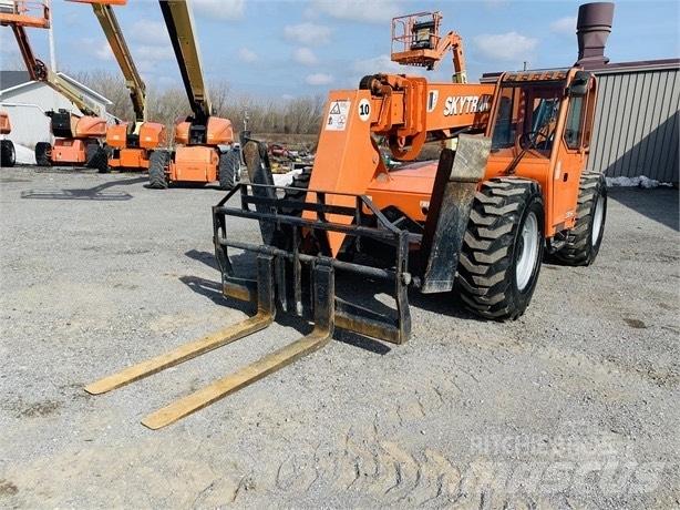 SkyTrak 10054 Teleskopski viličarji