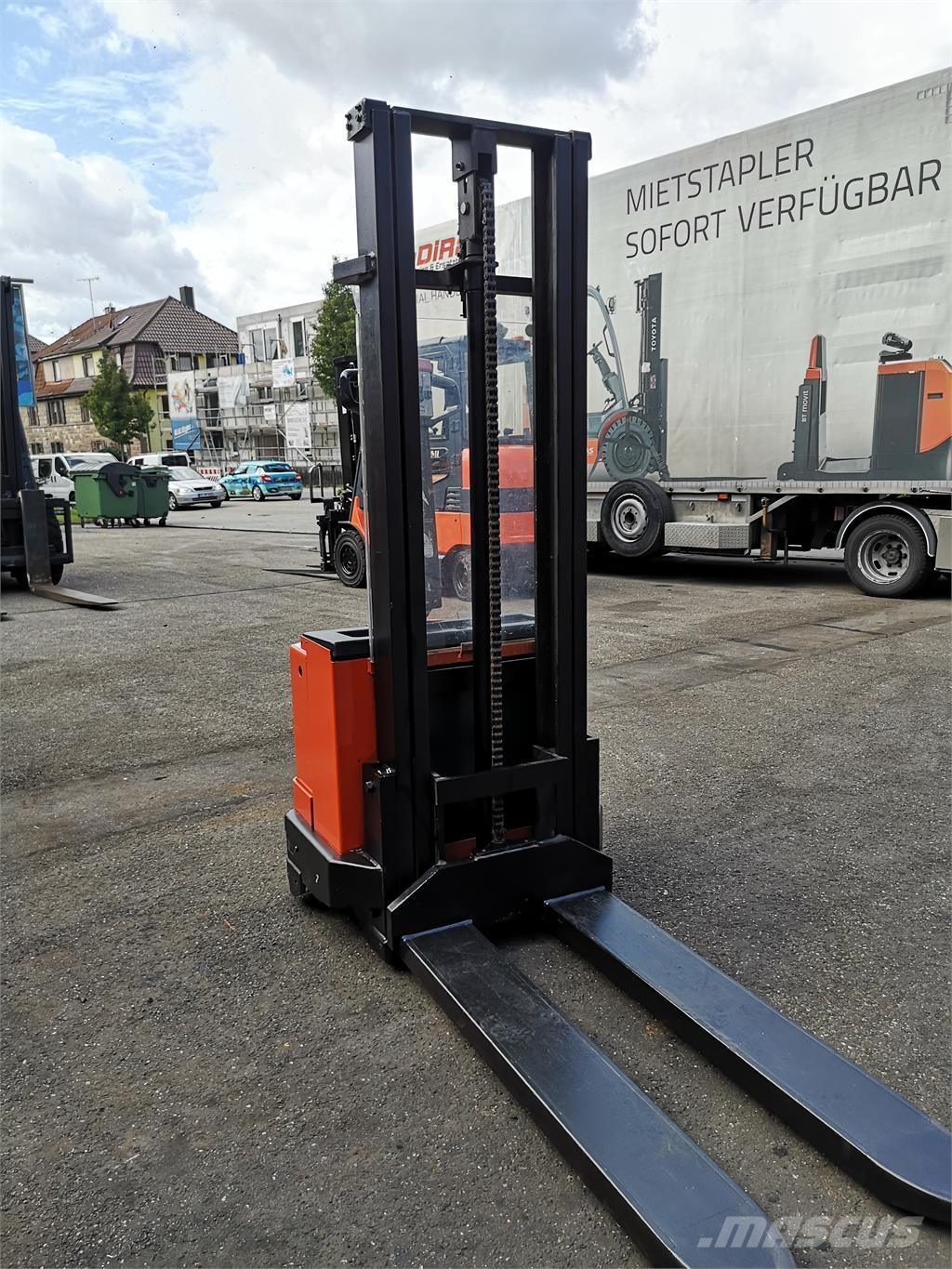 BT PPS 1200 MX/1 Samopogonski ročni viličarji