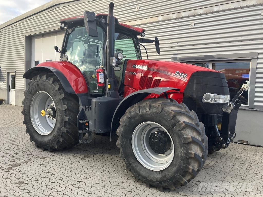 Case IH Puma 240 CVX Traktorji