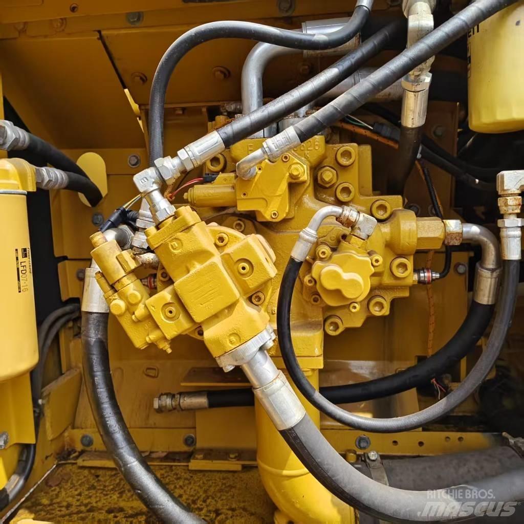 CAT 336 D Bagri goseničarji
