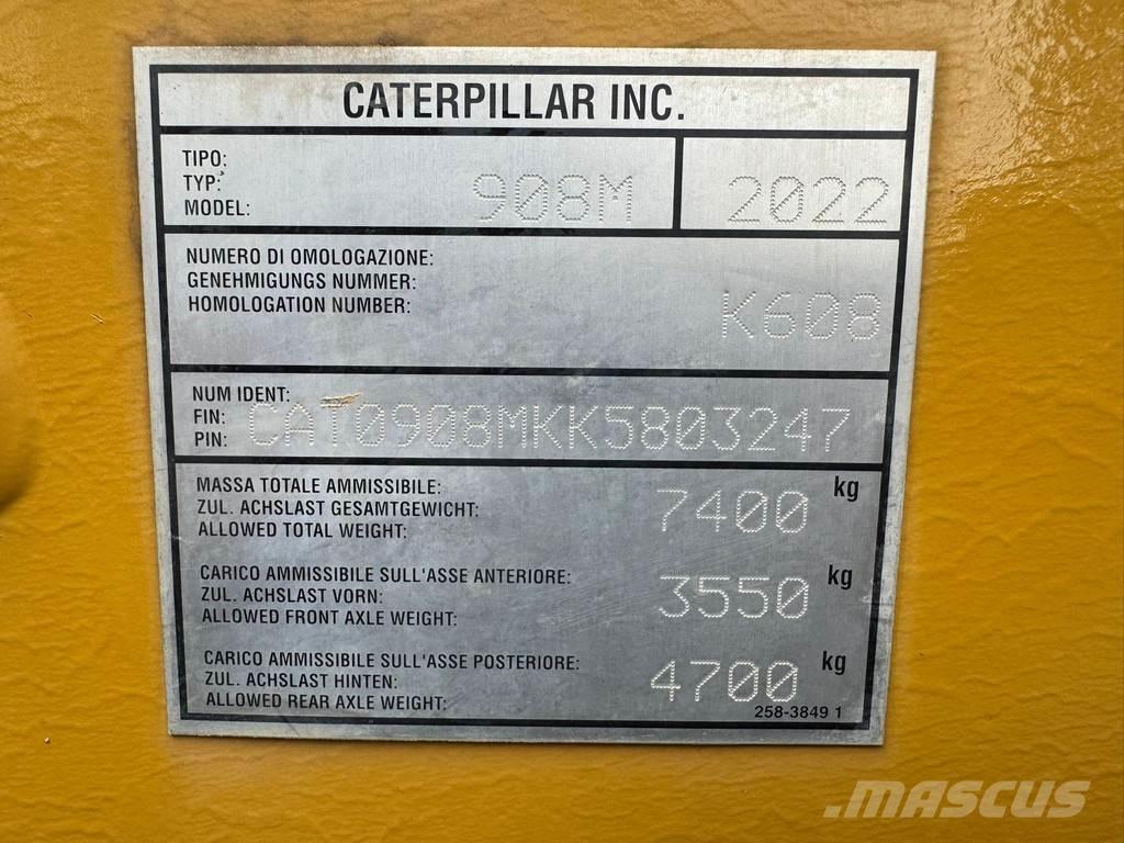 CAT 908M Kolesni nakladalci