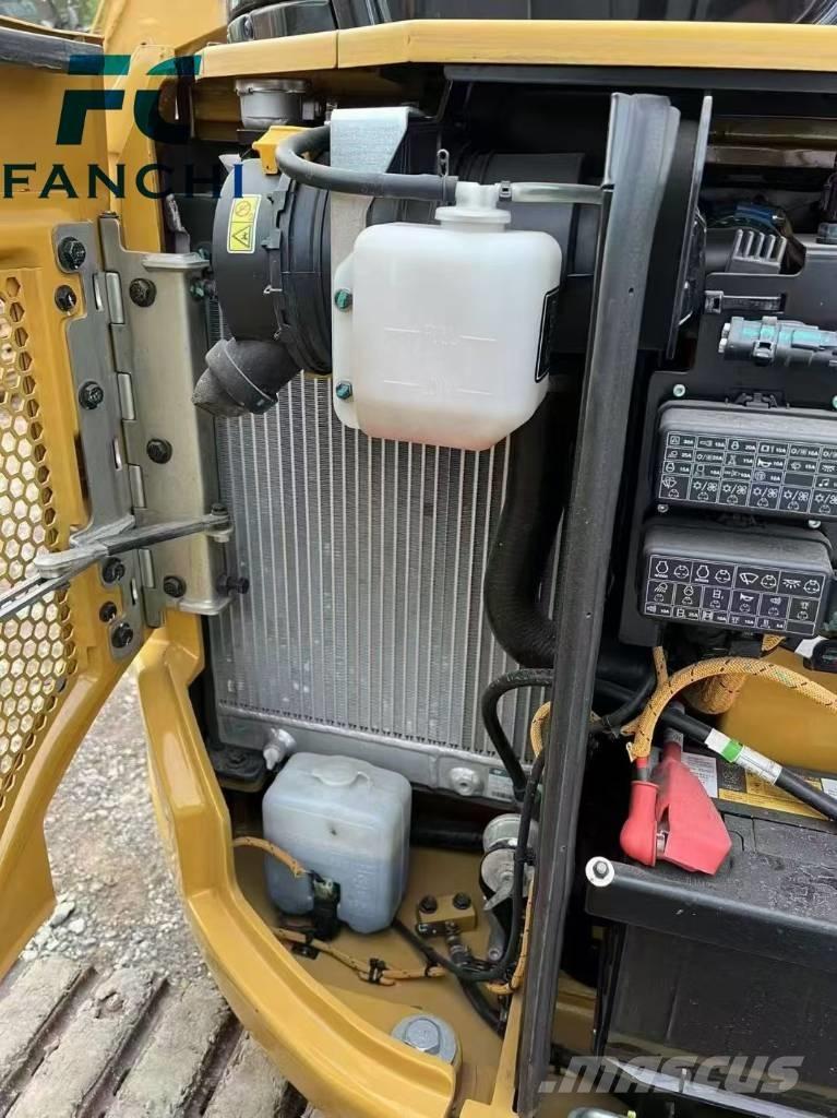 CAT 303 Bagri goseničarji