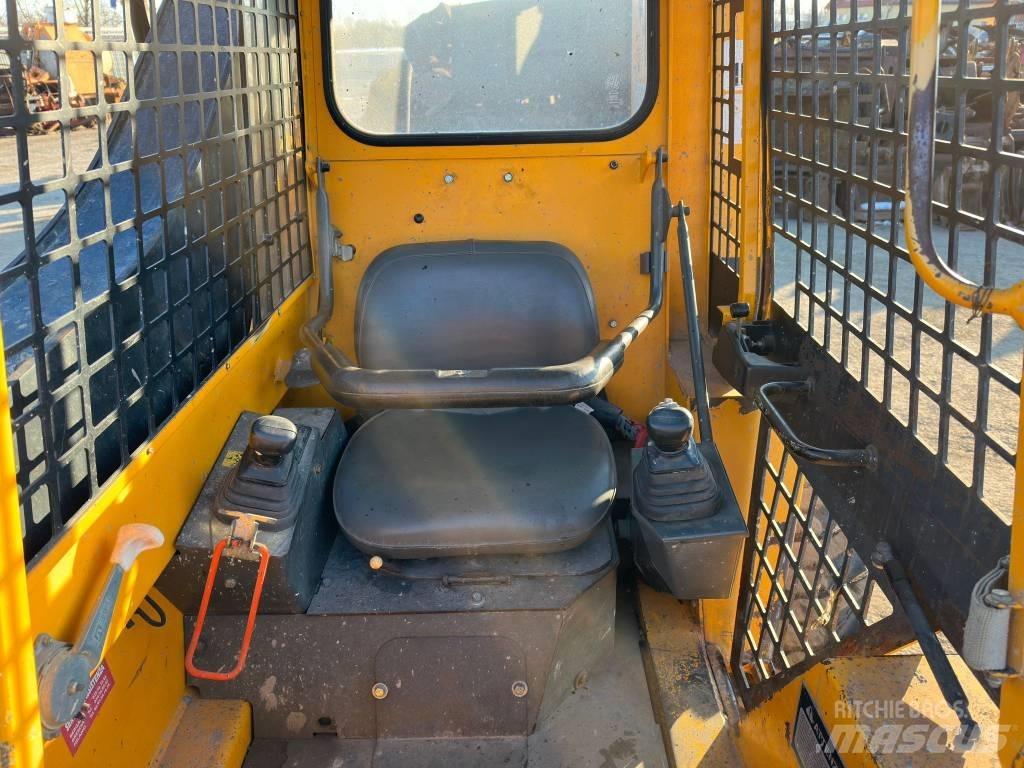 JCB 165 Skid steer mini nakladalci