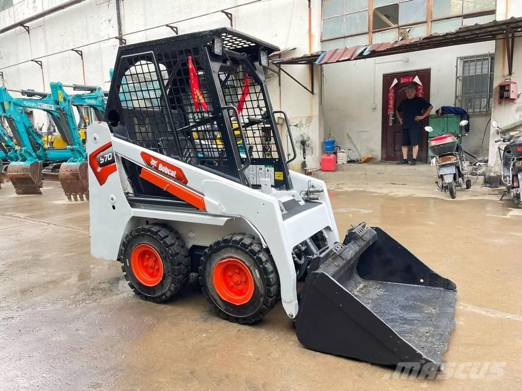 Bobcat S70 Skid steer mini nakladalci