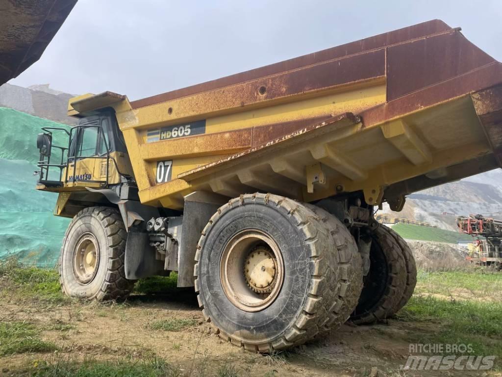 Komatsu HD 605-7 Togi demperi