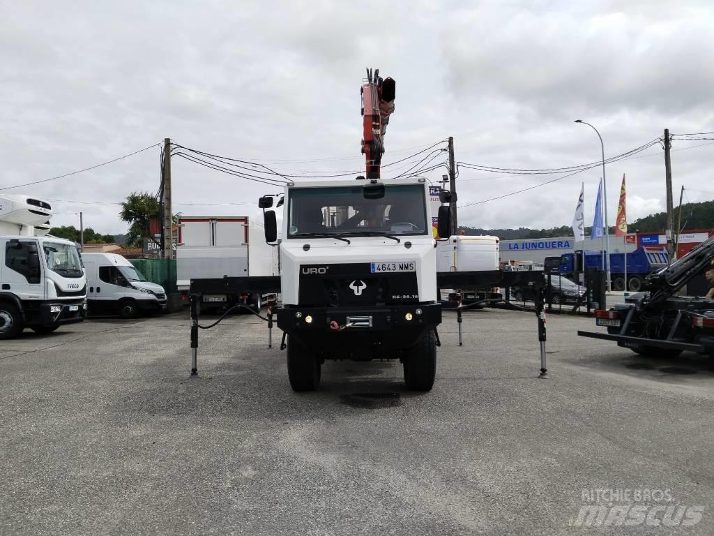  UROVESA K6-26 16 Tovornjaki z žerjavom