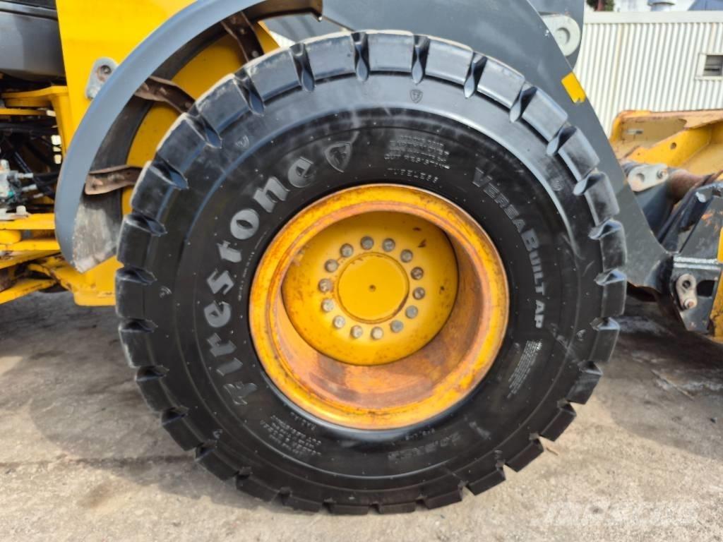 John Deere 544 K Kolesni nakladalci