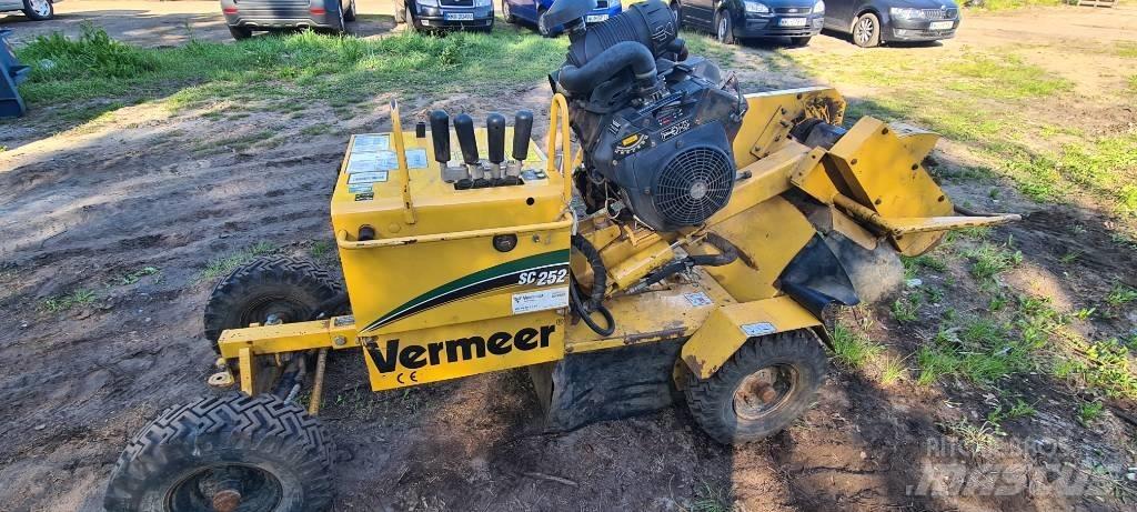 Vermeer SC252 Rezkalci panjev/štorov