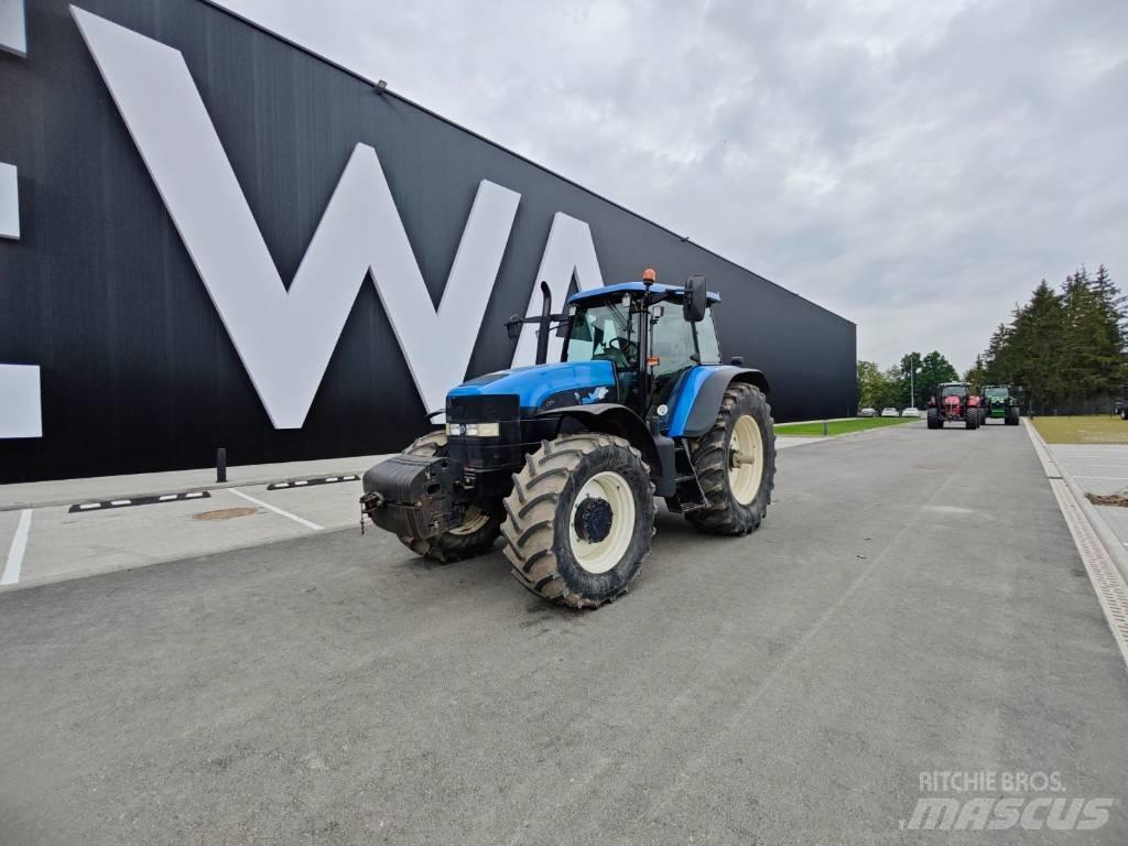 New Holland TM 175 Traktorji