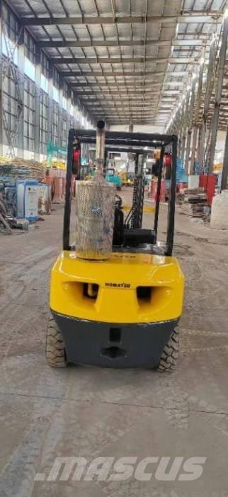 Komatsu FD 30 T-14 Dizelski viličarji