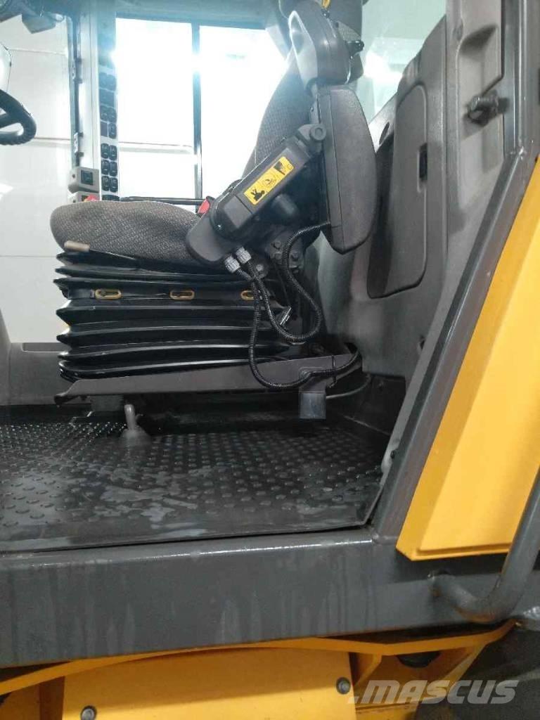 Volvo L 70 H Kolesni nakladalci