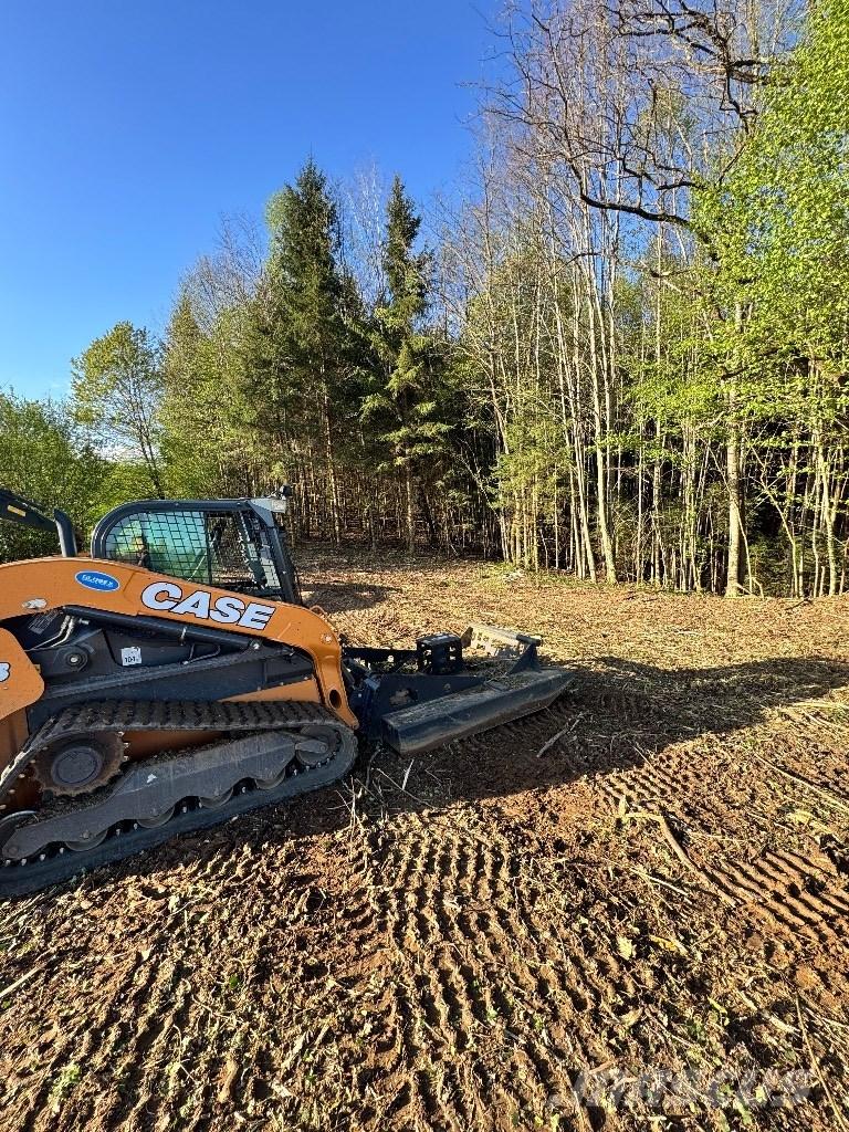 CASE TV 370 B Skid steer mini nakladalci