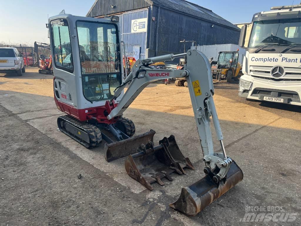 Takeuchi TB 216 Mini bagri <7t