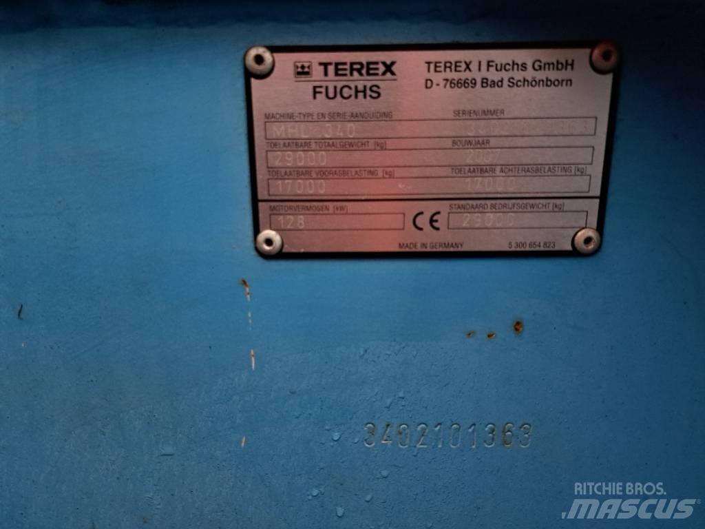 Fuchs MHL340D Bagri za prekladanje primarnih/sekundarnih surovin