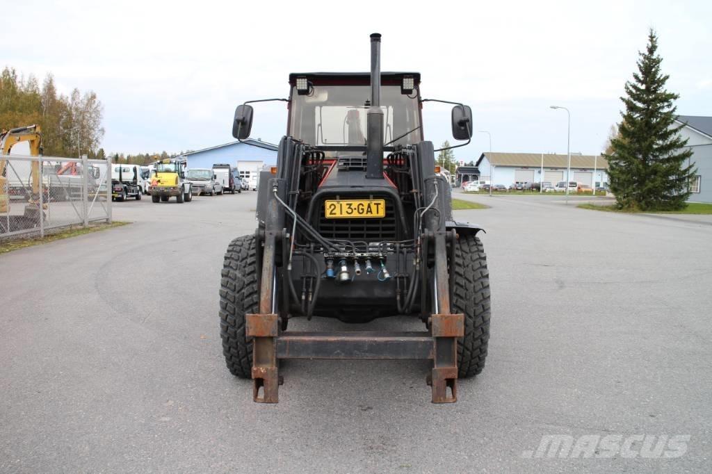 Valmet 815 Traktorji