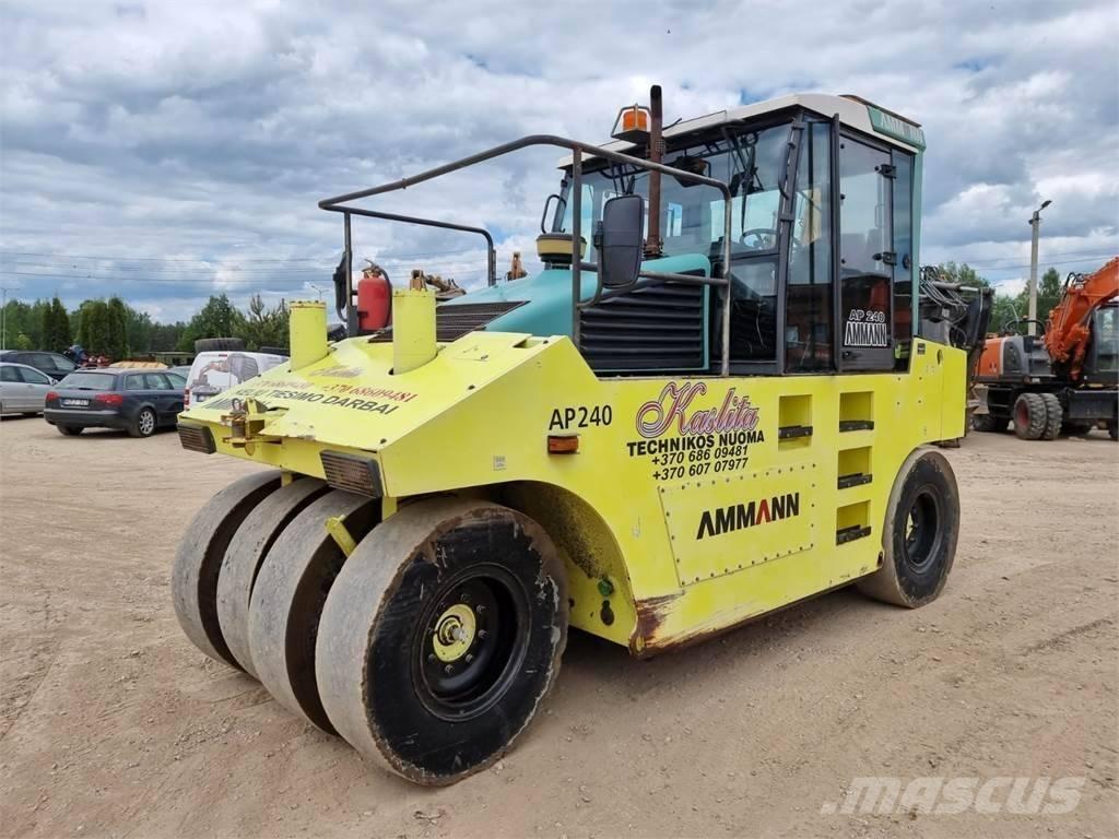 Ammann AP 240 Kolesni valjarji s pnevmatikami