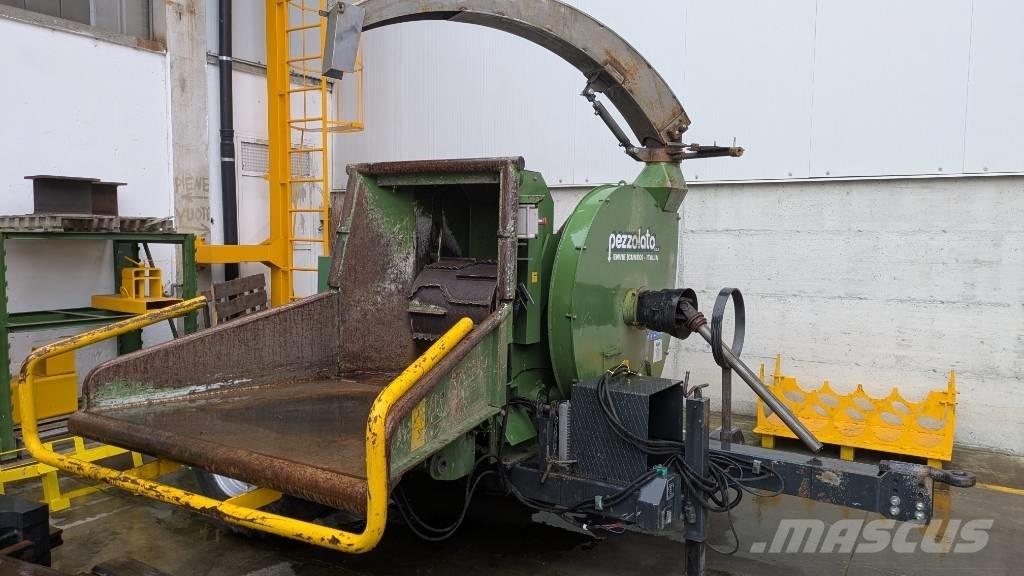 Pezzolato PTH 400 G Drobilci lesa