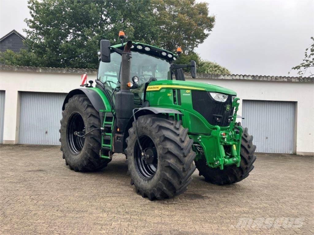 John Deere 6R 250 Traktorji