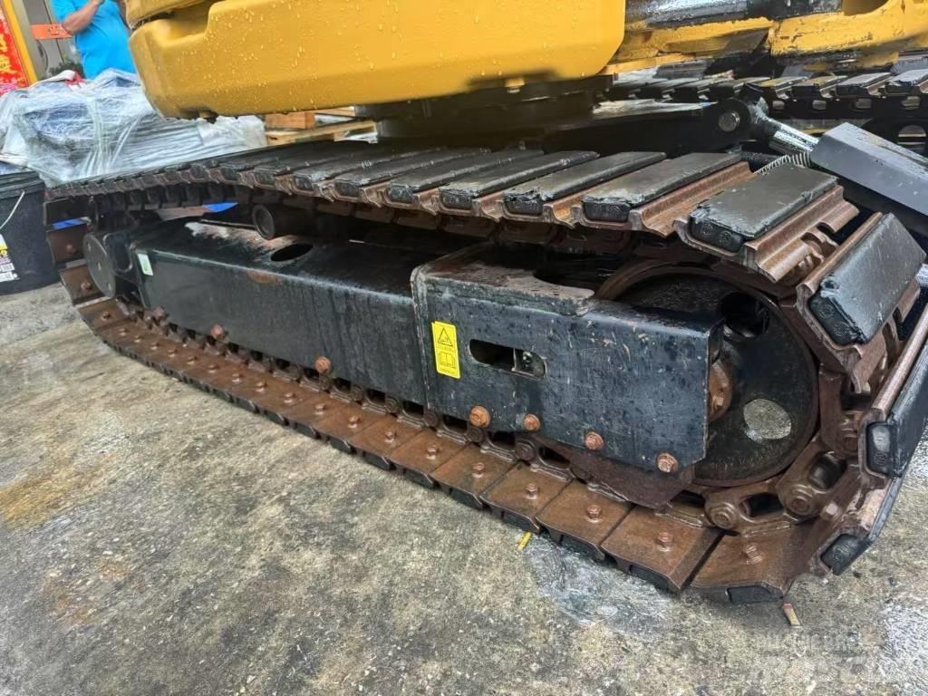 CAT 304 CR Mini bagri <7t