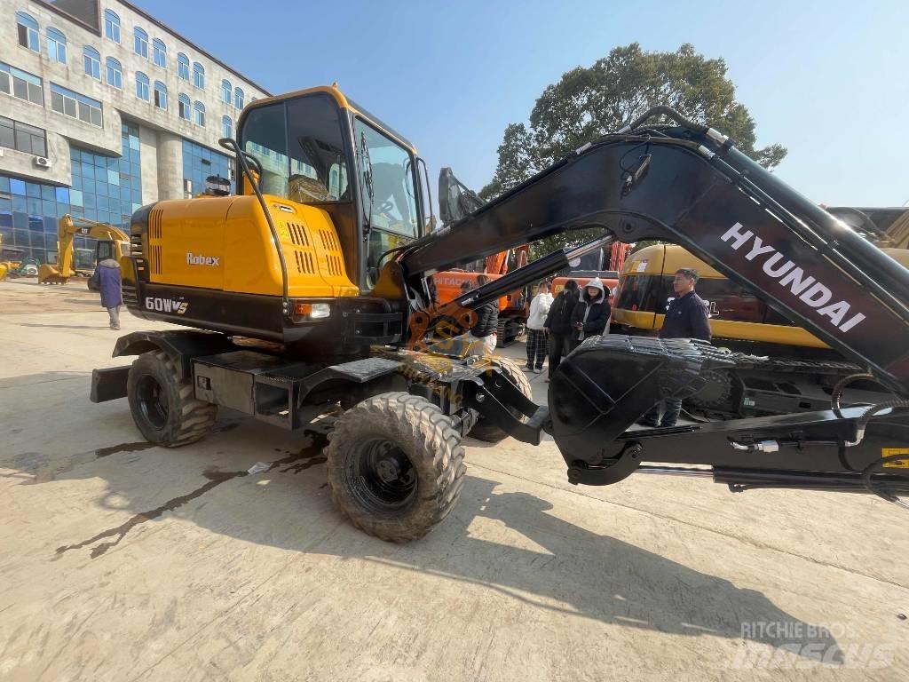 Hyundai 60w Bagri na kolesih
