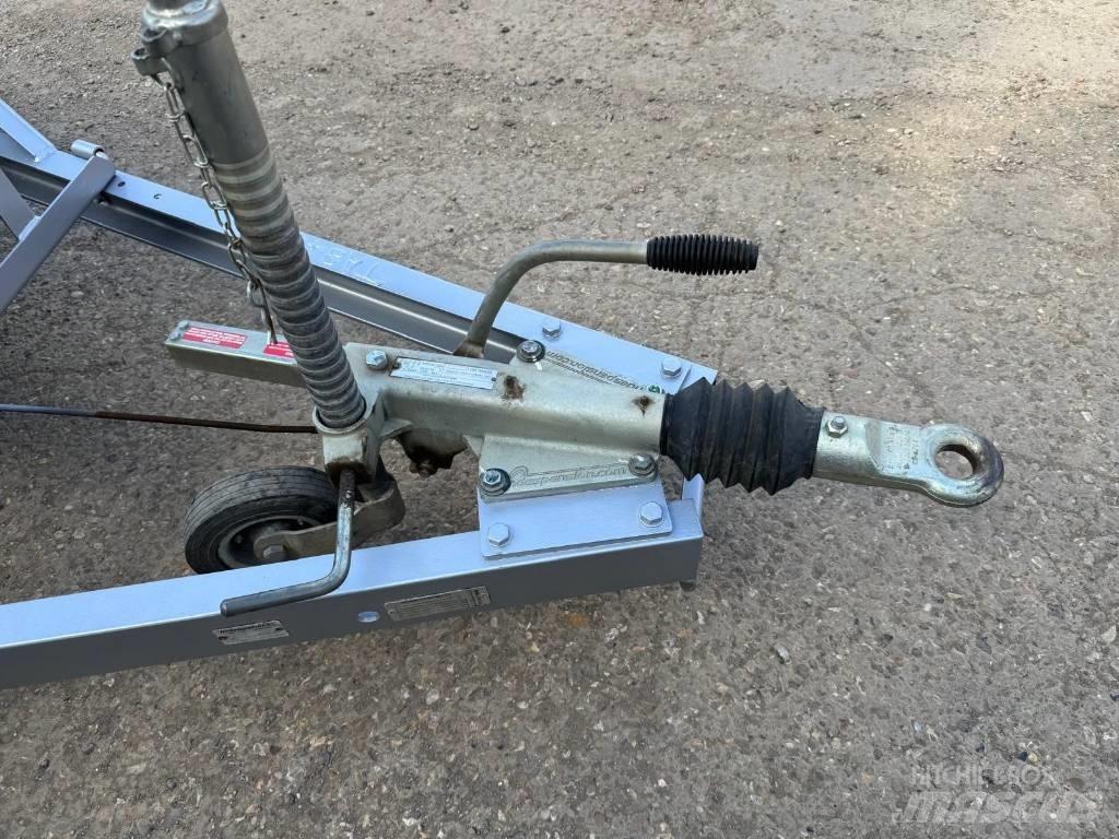 Indespension 1.5 Avto prikolice