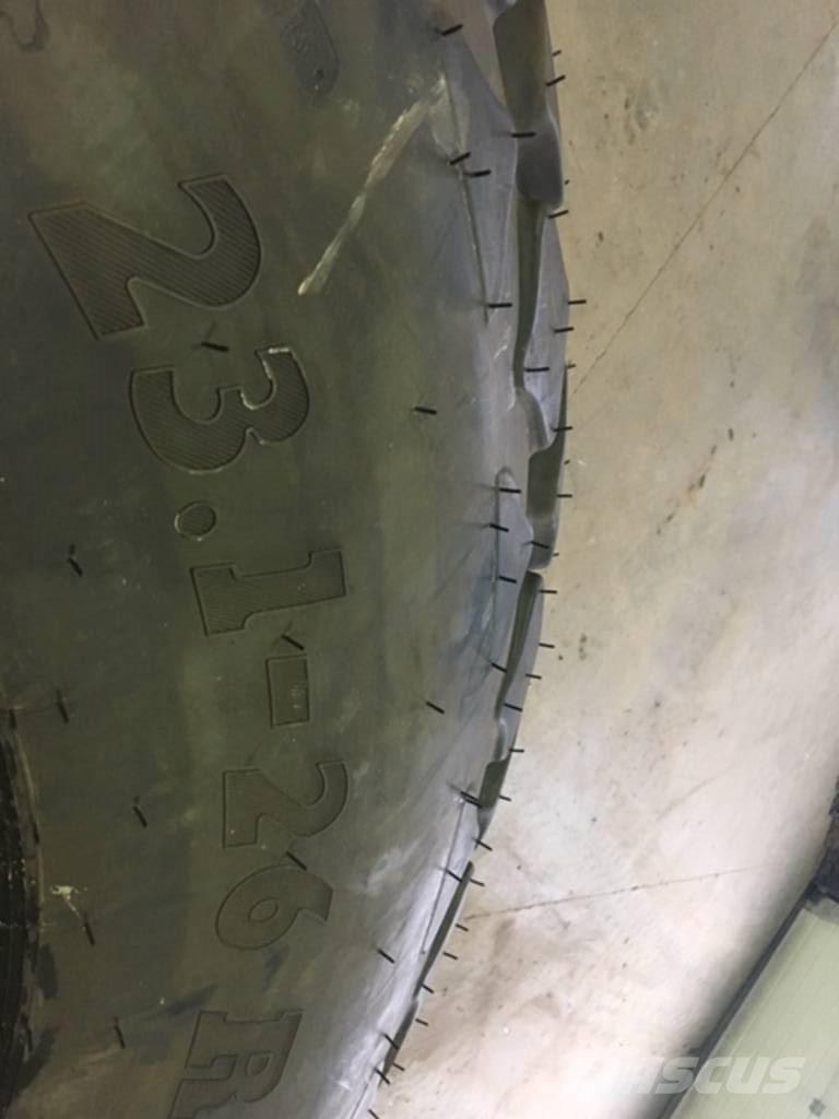 SWT 23.1 - 26 Gume, kolesa in platišča