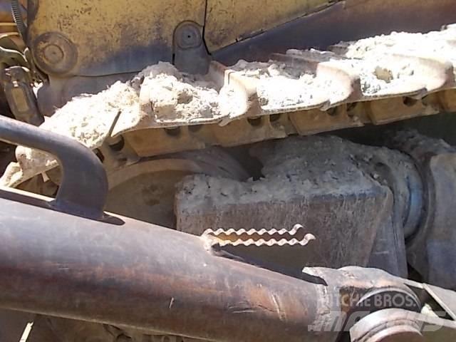 CAT D 11 N Buldožerji goseničarji