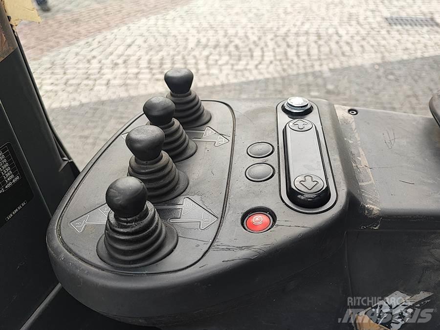 Linde R14X-03 Viličarji s pomičnim teleskopom