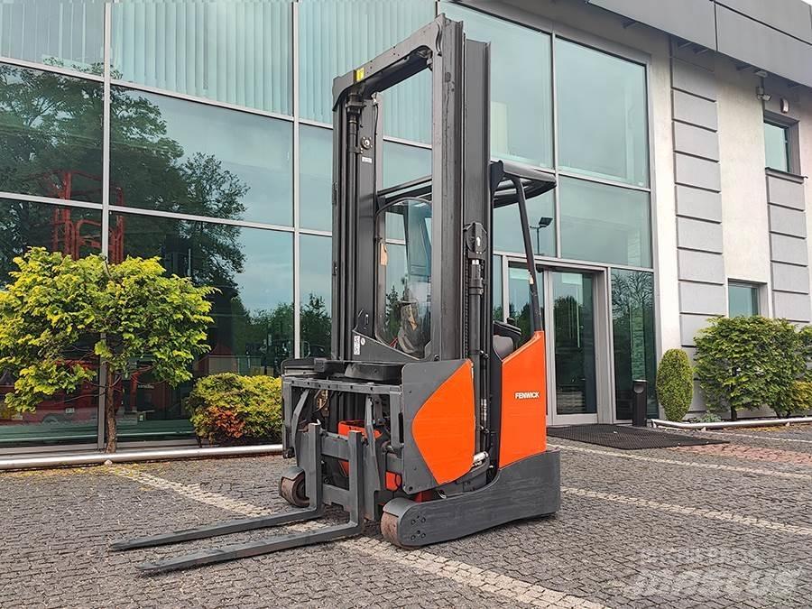 Linde R14X-03 Viličarji s pomičnim teleskopom