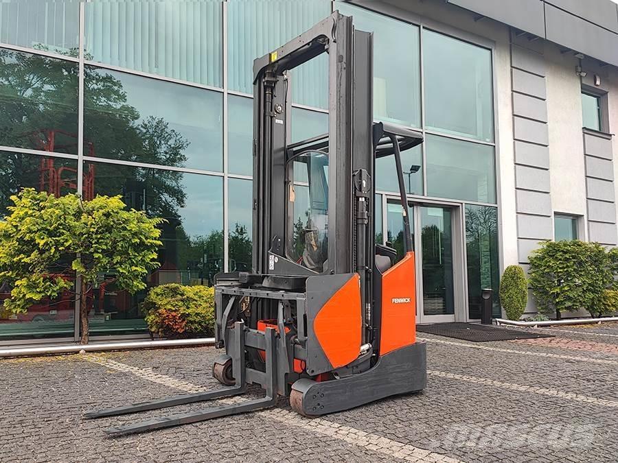 Linde R14X-03 Viličarji s pomičnim teleskopom