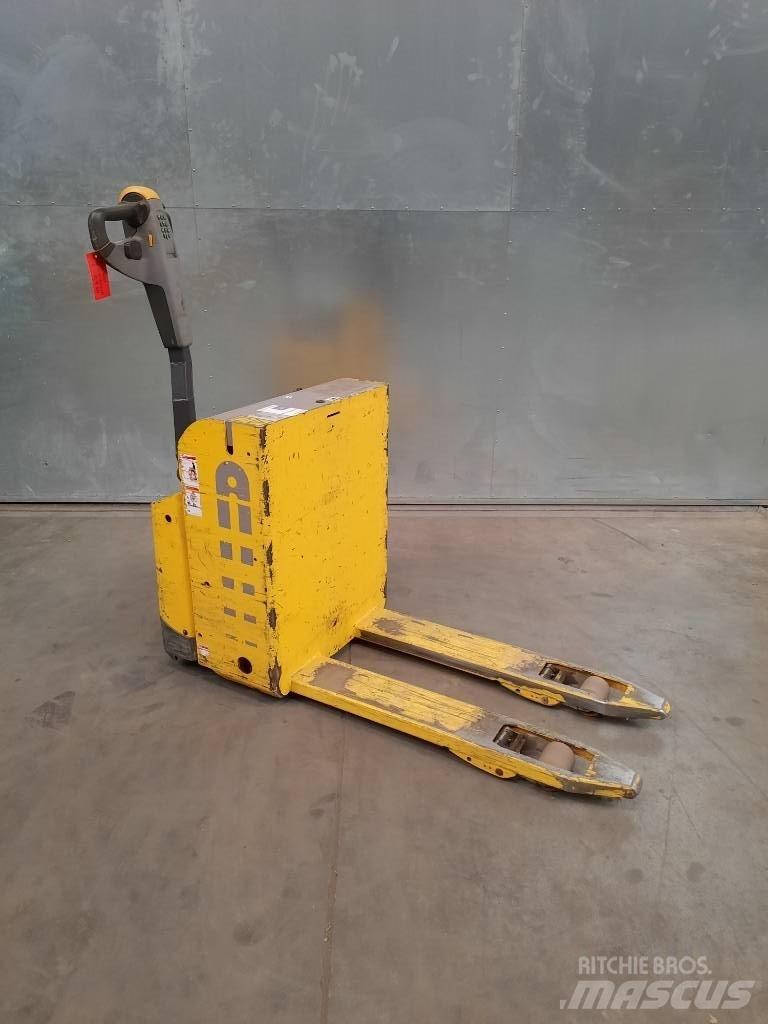 UniCarriers PLL180 Električni nizko dvižni viličar