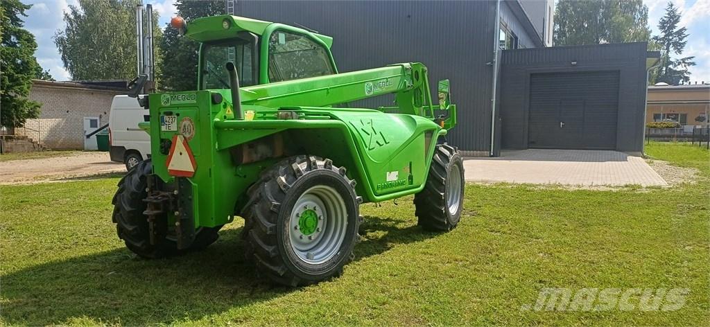Merlo P 41.7 Kmetijski teleskopski nakladalci