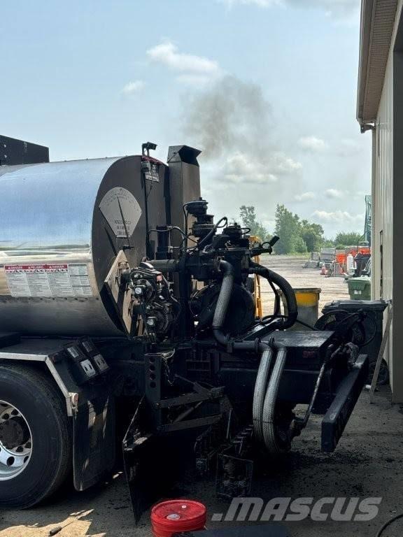 LeeBoy MAXIMIZER 3B Avtomešalci za beton