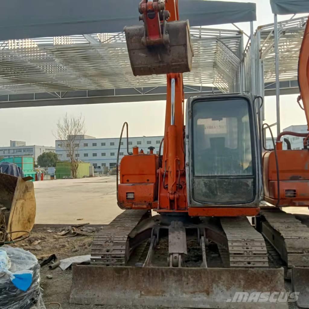 Hitachi EX60-5 Mini bagri <7t