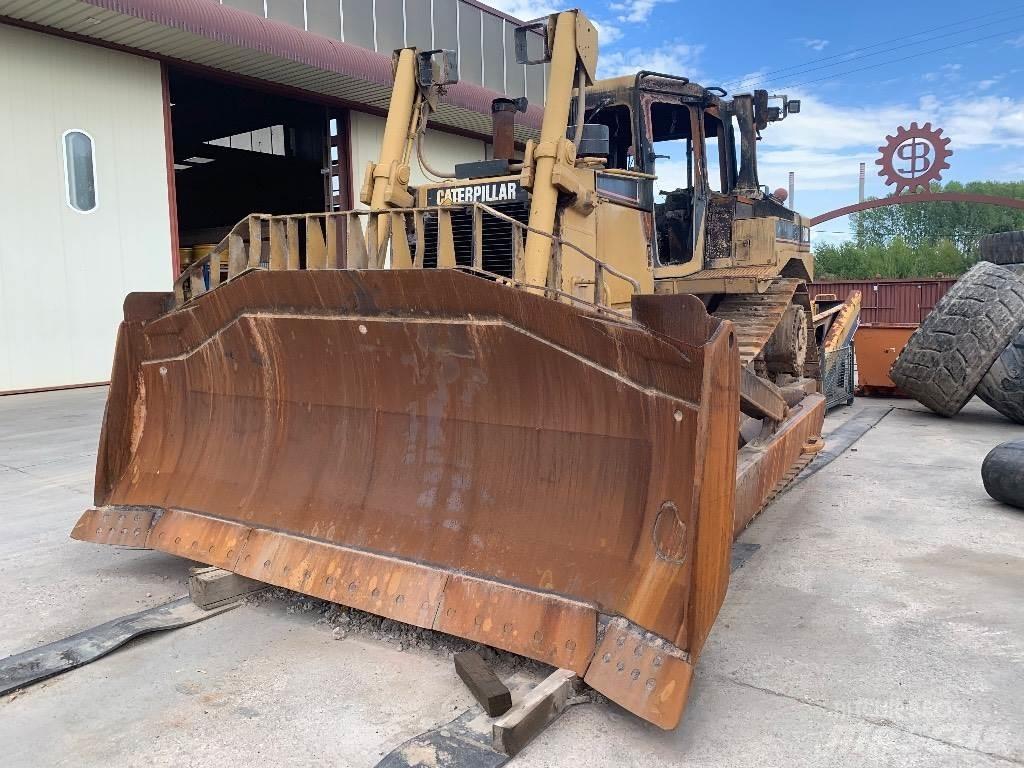 CAT D 8 R II Buldožerji goseničarji